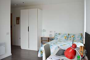 Student Only Byrom Point
