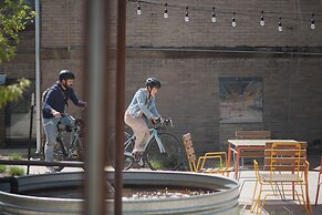 Talbot Commons Hotel