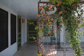 Talbot Commons Hotel