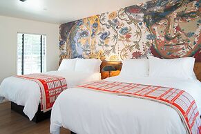 Talbot Commons Hotel