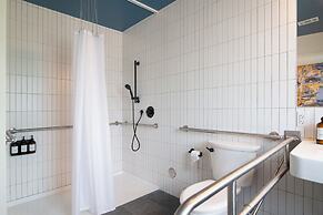 Talbot Commons Hotel