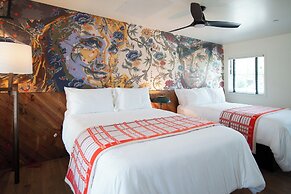 Talbot Commons Hotel