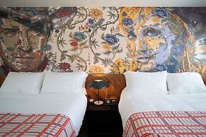 Talbot Commons Hotel