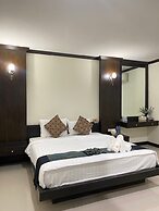 Miracle Moon Resident