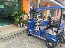 Miracle Moon Resident