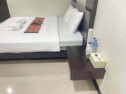 Miracle Moon Resident