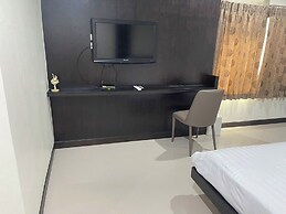 Miracle Moon Resident