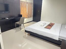 Miracle Moon Resident