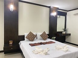 Miracle Moon Resident