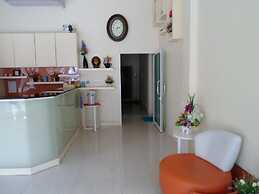 Miracle Moon Resident