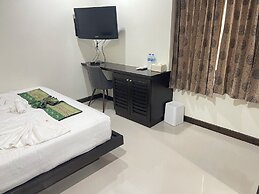 Miracle Moon Resident