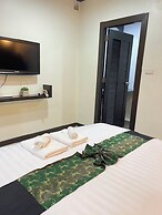 Miracle Moon Resident