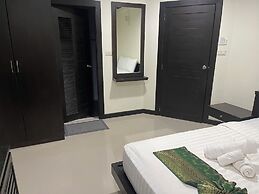 Miracle Moon Resident