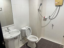 Miracle Moon Resident