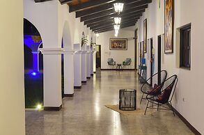Luna Maya Boutique Hotel