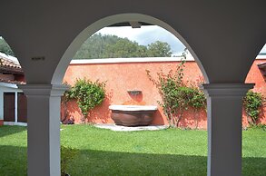Luna Maya Boutique Hotel