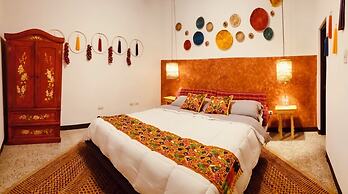 Luna Maya Boutique Hotel