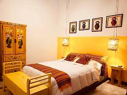 Luna Maya Boutique Hotel