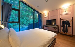 Ulsan Byeoldam Eunchae Pool Villa