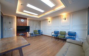 Ulsan Byeoldam Eunchae Pool Villa