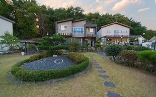 Ulsan Byeoldam Eunchae Pool Villa