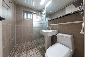 Ulsan Byeoldam Eunchae Pool Villa