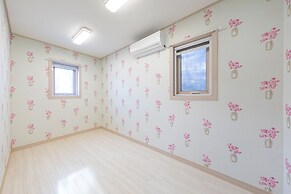 Ulsan Byeoldam Eunchae Pool Villa