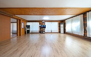 Ulsan Byeoldam Eunchae Pool Villa