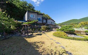 Ulsan Byeoldam Eunchae Pool Villa