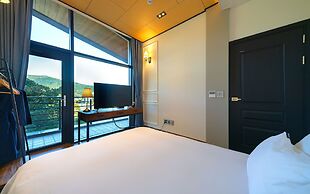 Ulsan Byeoldam Eunchae Pool Villa