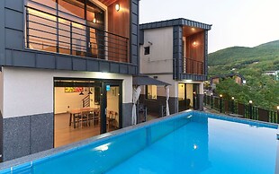 Ulsan Byeoldam Eunchae Pool Villa