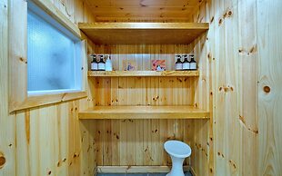 Ulsan Byeoldam Eunchae Pool Villa