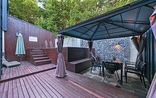 Ulsan Byeoldam Eunchae Pool Villa