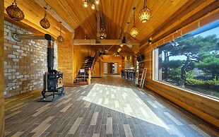 Ulsan Byeoldam Eunchae Pool Villa