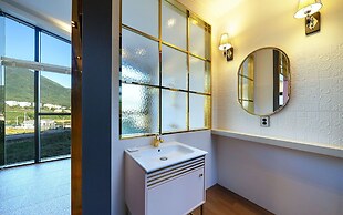 Ulsan Byeoldam Eunchae Pool Villa