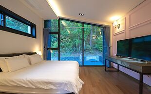 Ulsan Byeoldam Eunchae Pool Villa