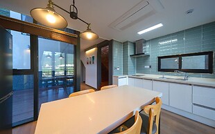 Ulsan Byeoldam Eunchae Pool Villa