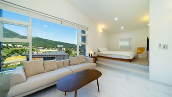 Ulsan Byeoldam Eunchae Pool Villa