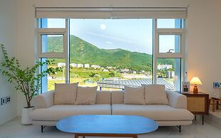 Ulsan Byeoldam Eunchae Pool Villa