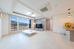 Ulsan Byeoldam Eunchae Pool Villa