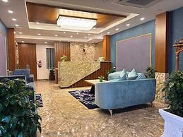 Pipul Padmaja Beach Inn