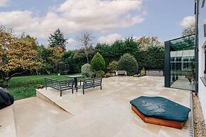 Rosefinch House in Crazies Hill