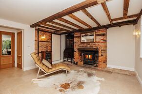 Rosefinch House in Crazies Hill