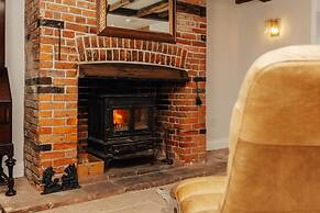 Rosefinch House in Crazies Hill