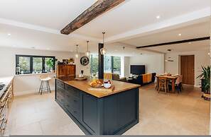 Rosefinch House in Crazies Hill