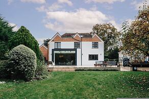 Rosefinch House in Crazies Hill