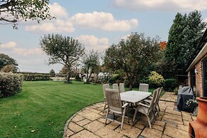 The Hayfield - From 500 Per Night