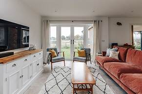 The Hayfield - From 500 Per Night