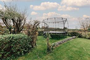 The Hayfield - From 500 Per Night