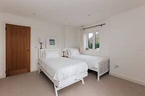 The Hayfield - From 500 Per Night